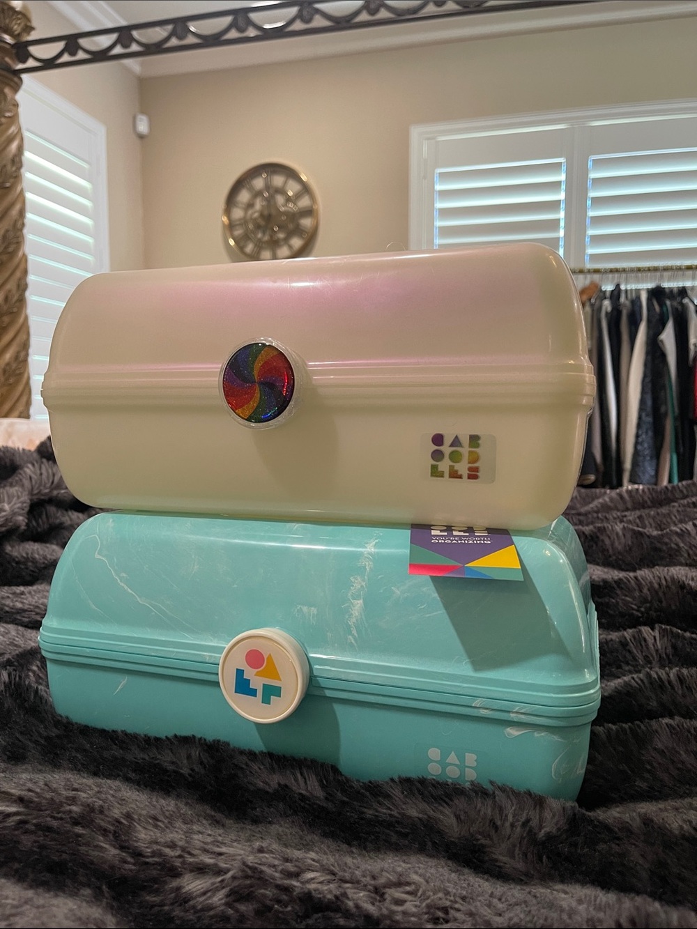 Caboodles Turquoise and White Carrying Organizer Case